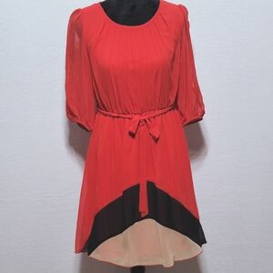 Elegant ENFOCUS‎ STUDIO Red Dress with Black and Cream Accents. SIZE 8. #637